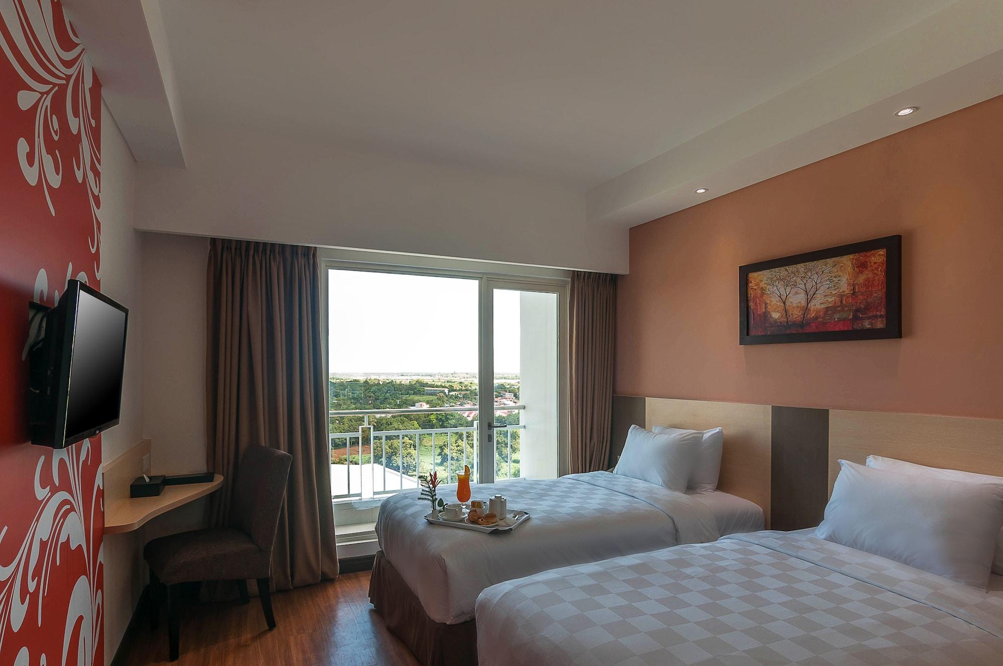 Dalton Hotel Makassar Buitenkant foto