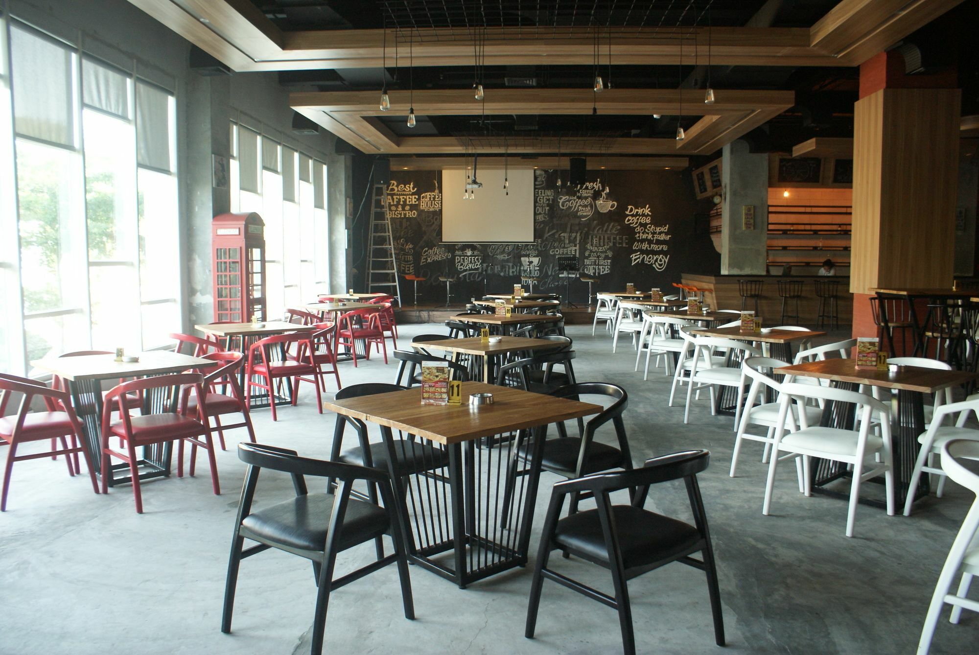 Dalton Hotel Makassar Buitenkant foto